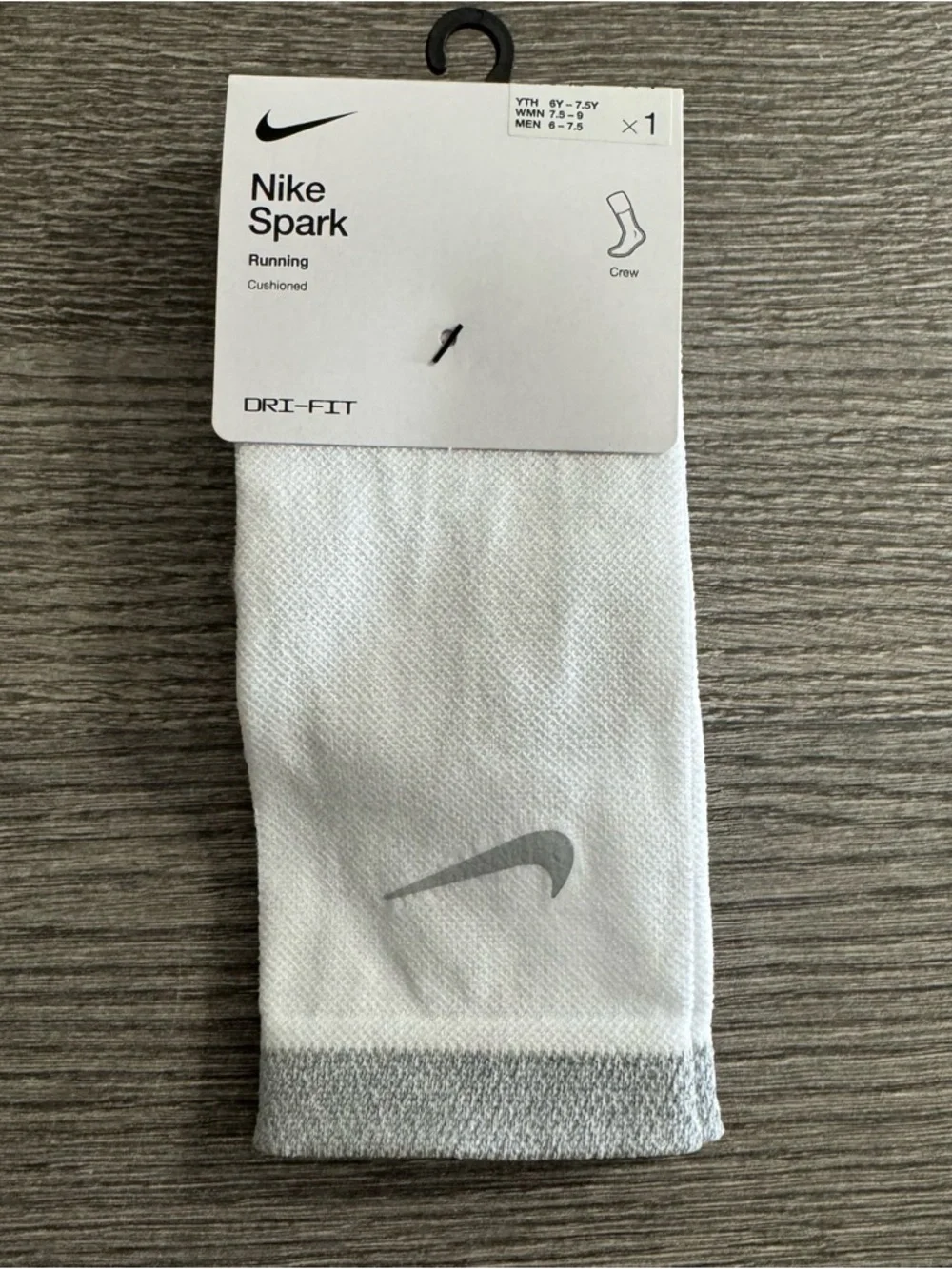 Nike Spark Running Crew Socks Cushioned White Sz S Men’s 6-7.5 Women’s 7.5-9